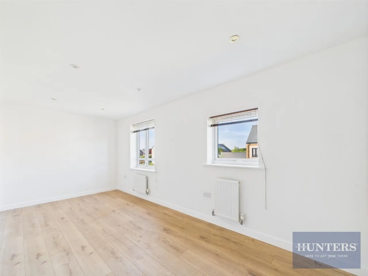 Sapphire Road, Bishops Cleeve, GL52, photo 16
