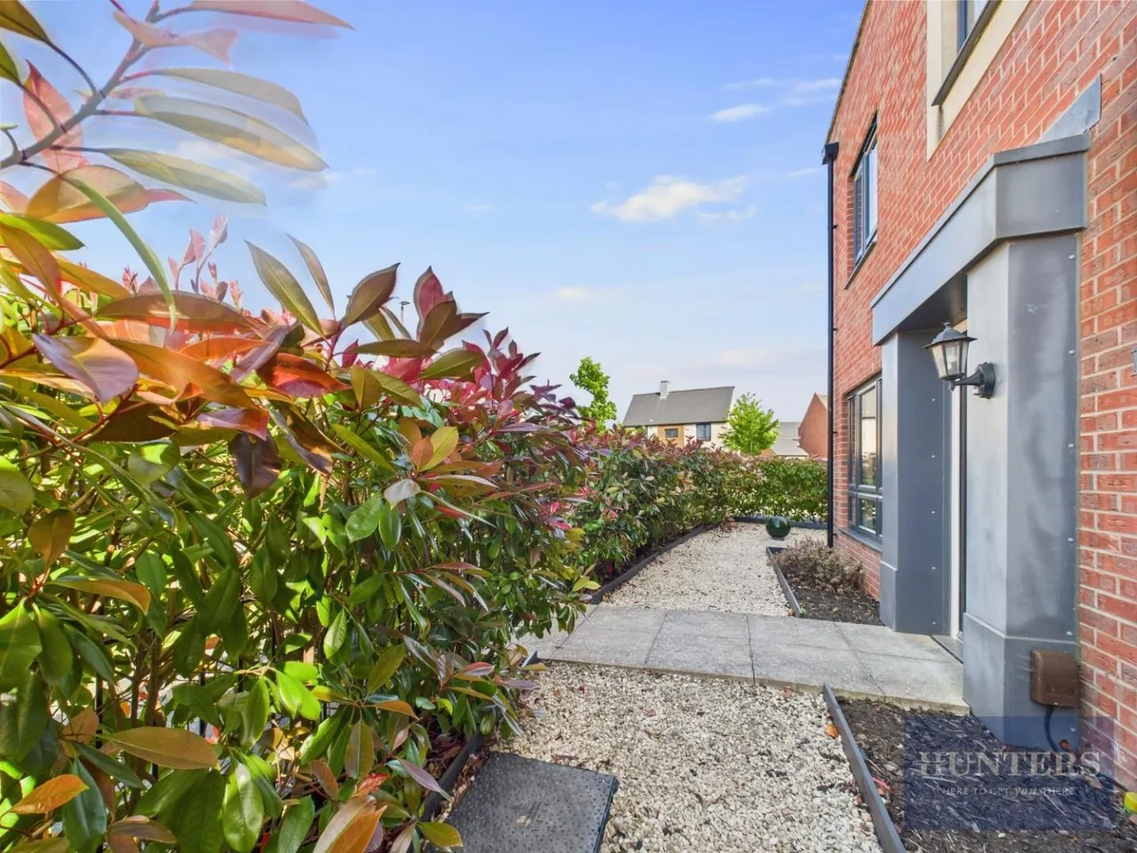 Sapphire Road, Bishops Cleeve, GL52, photo 21
