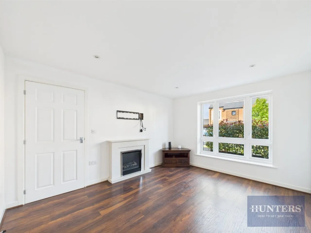 Sapphire Road, Bishops Cleeve, GL52, photo 4