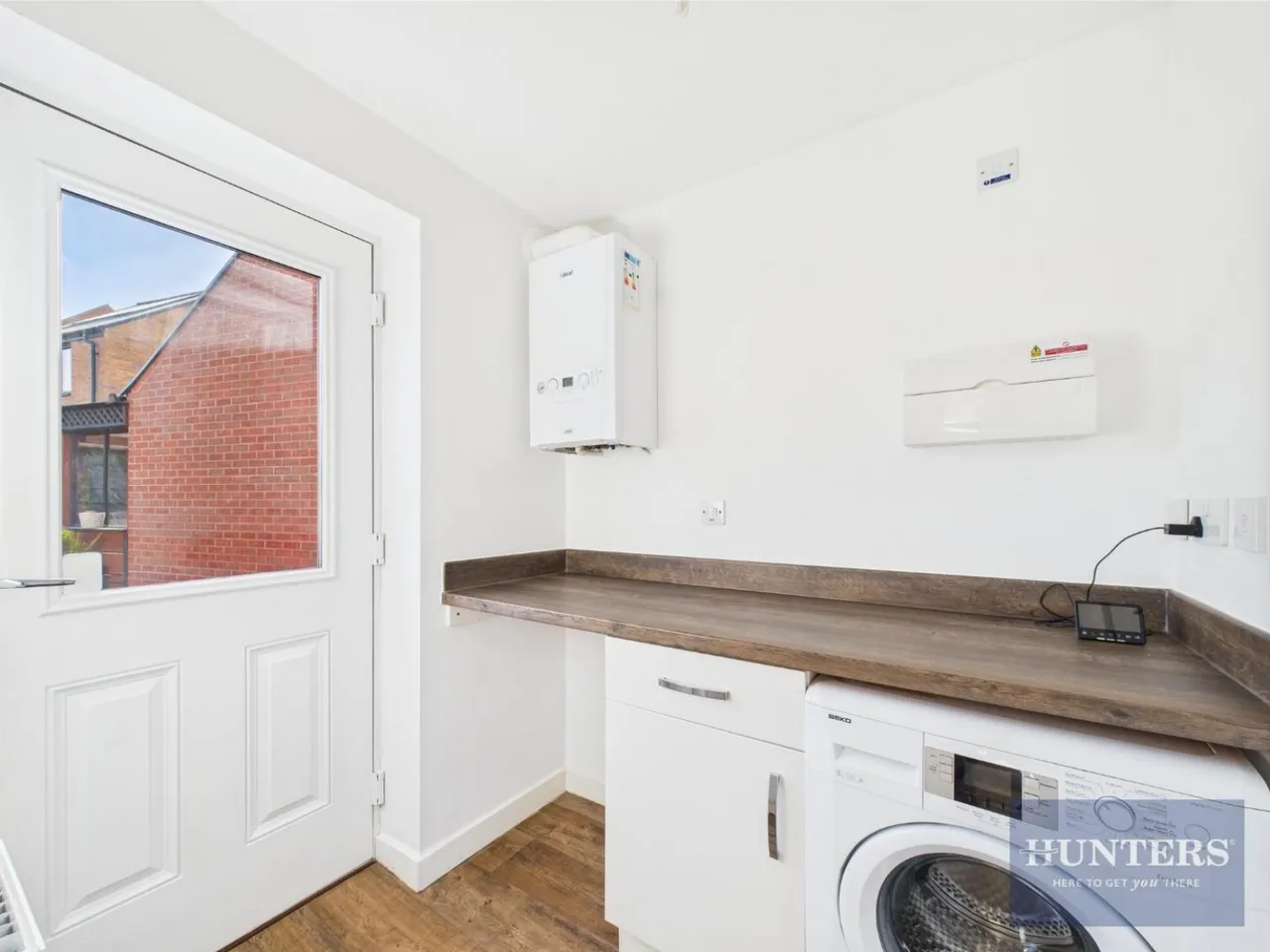 Sapphire Road, Bishops Cleeve, GL52, photo 9
