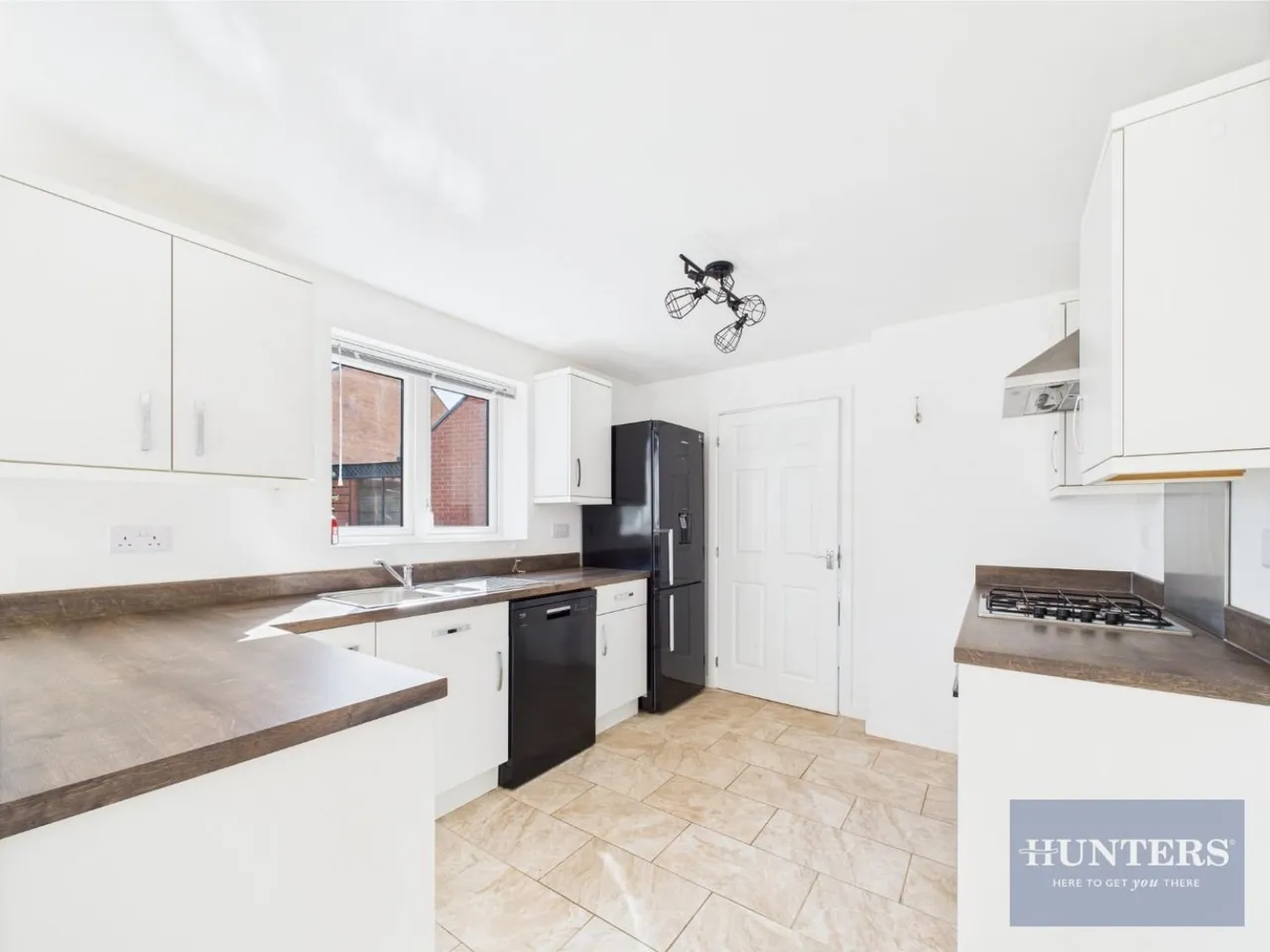 Sapphire Road, Bishops Cleeve, GL52, photo 8