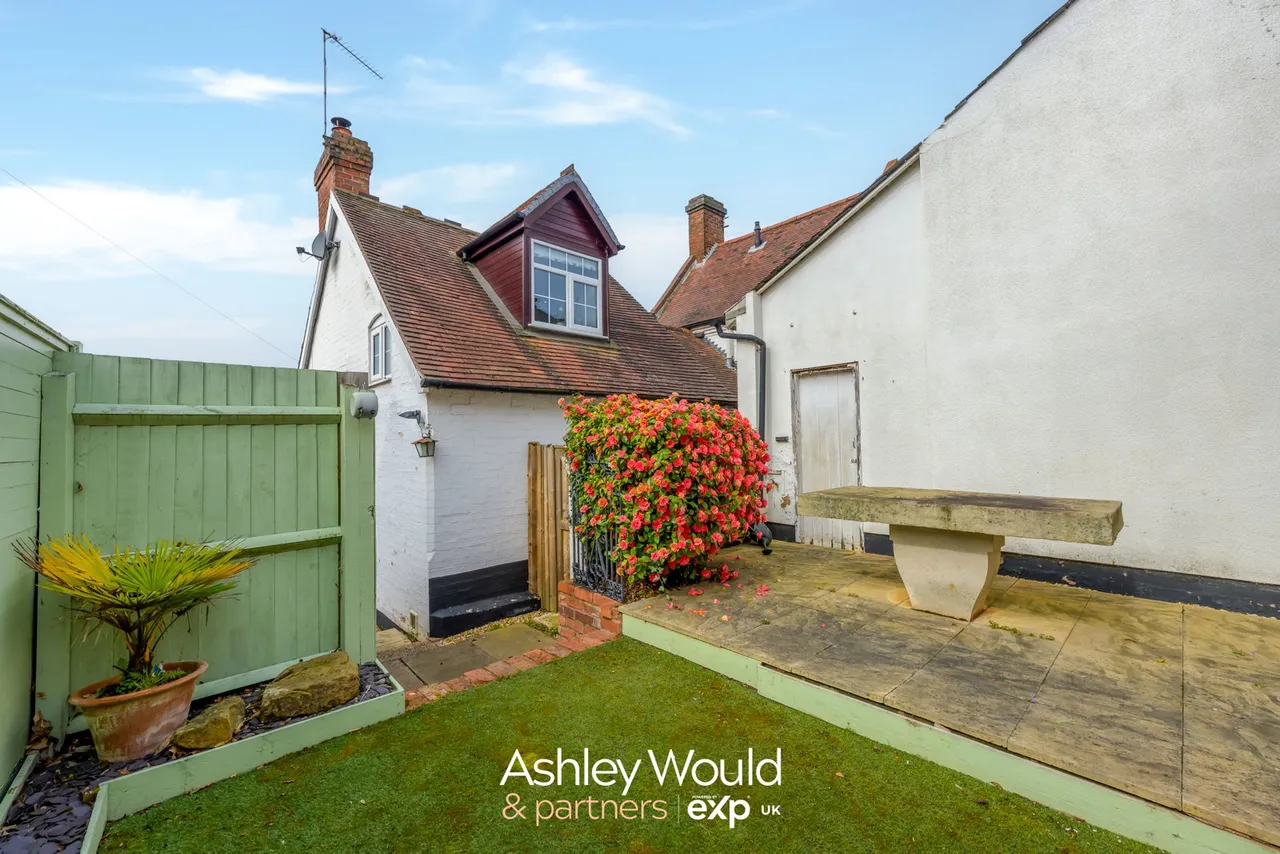 School Lane, Hagley, DY9, photo 16