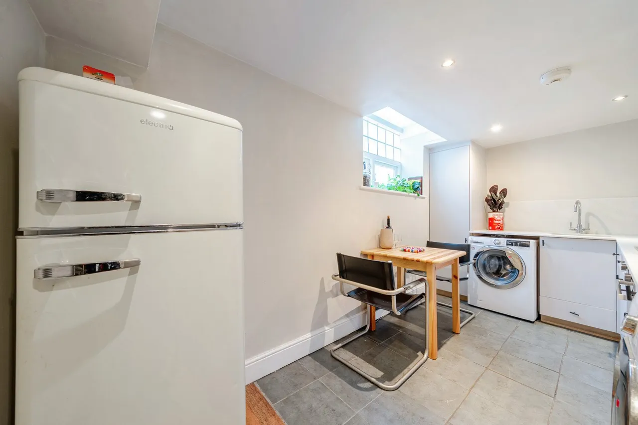 Clifton Rise, SE14, photo 13