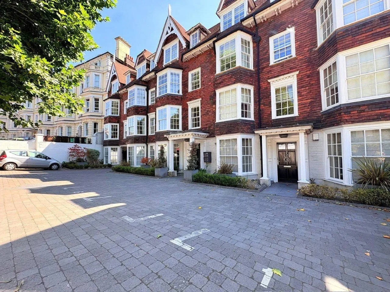 2 bed flat for sale, London Road, Tunbridge Wells, TN1