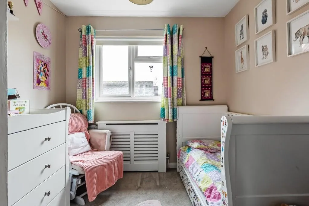 Ten Acres, Fetcham, KT22, photo 9