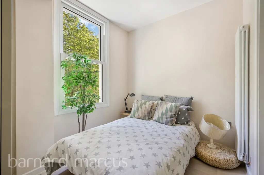 Elsham Road, London, W14, photo 2