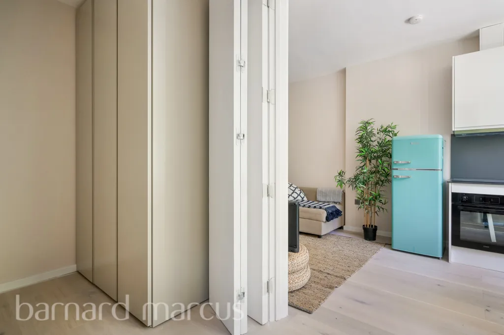 Elsham Road, London, W14, photo 8