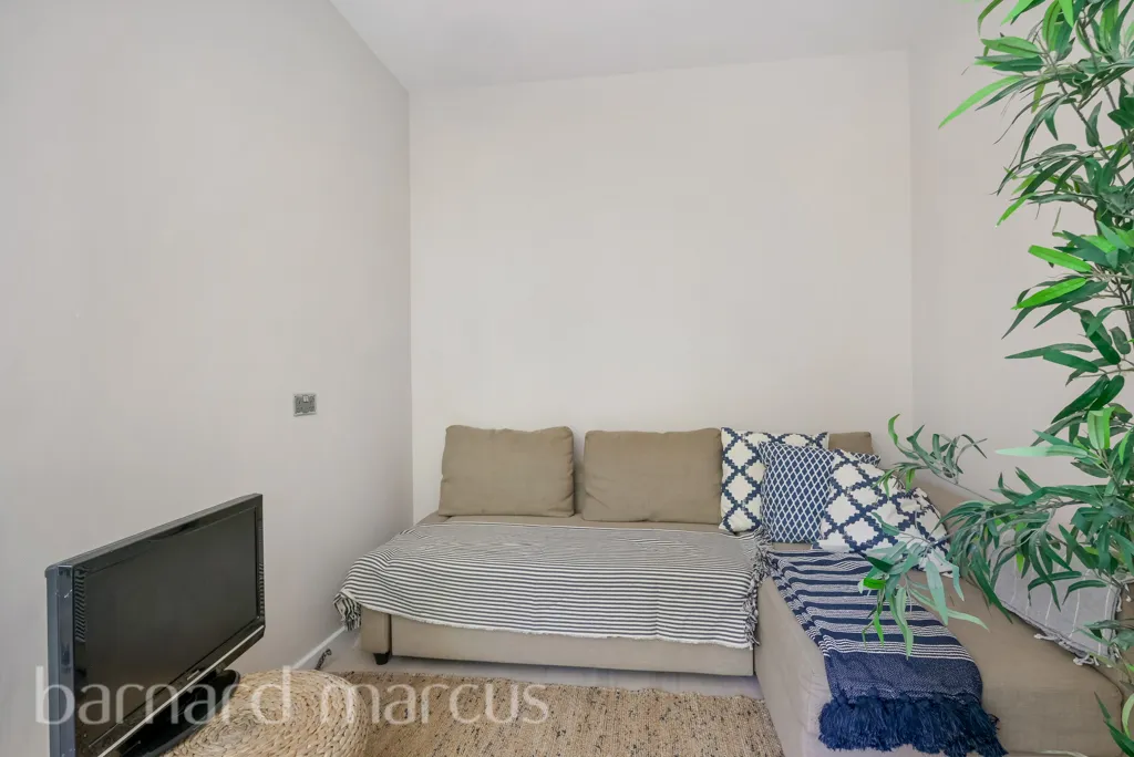 Elsham Road, London, W14, photo 4
