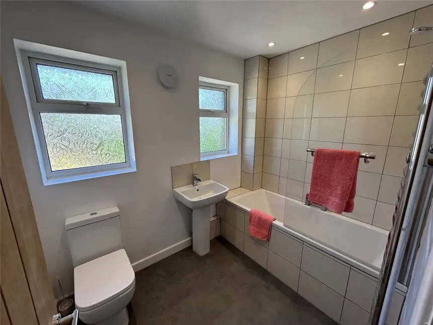 The Crescent, Wick, BS30, photo 14