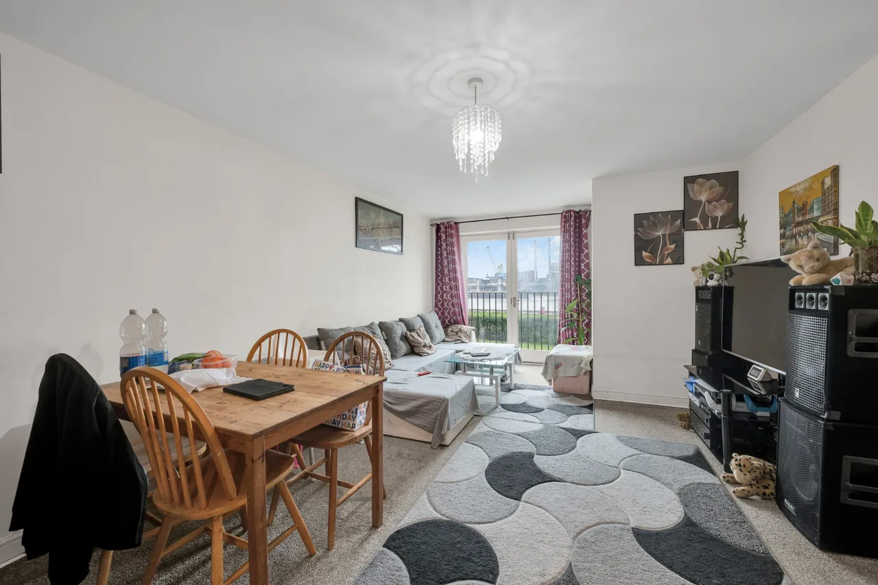 Crales House, Harlinger Street, SE18, photo 6