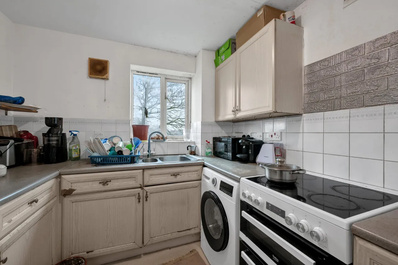 Crales House, Harlinger Street, SE18, photo 9