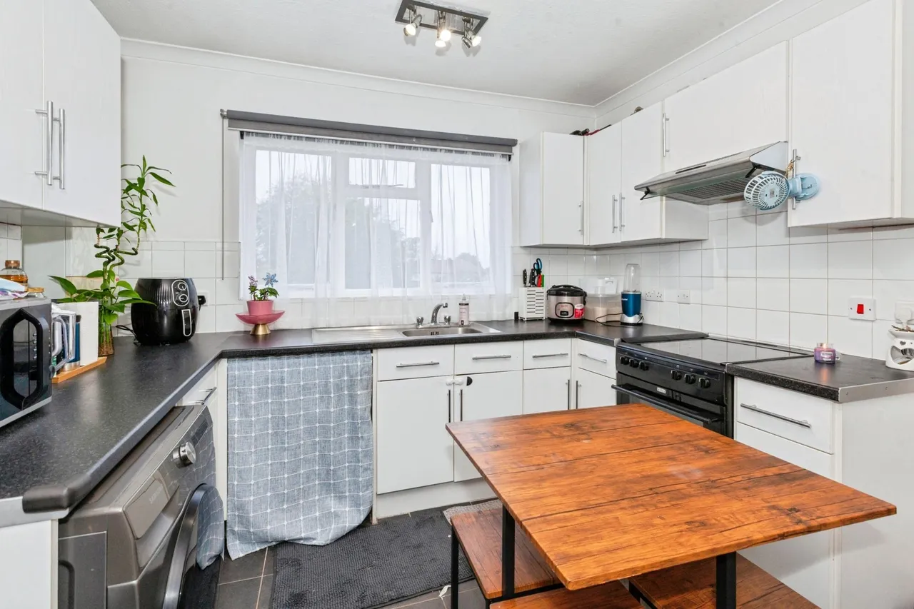 Park View Road, Uxbridge, UB8, photo 4