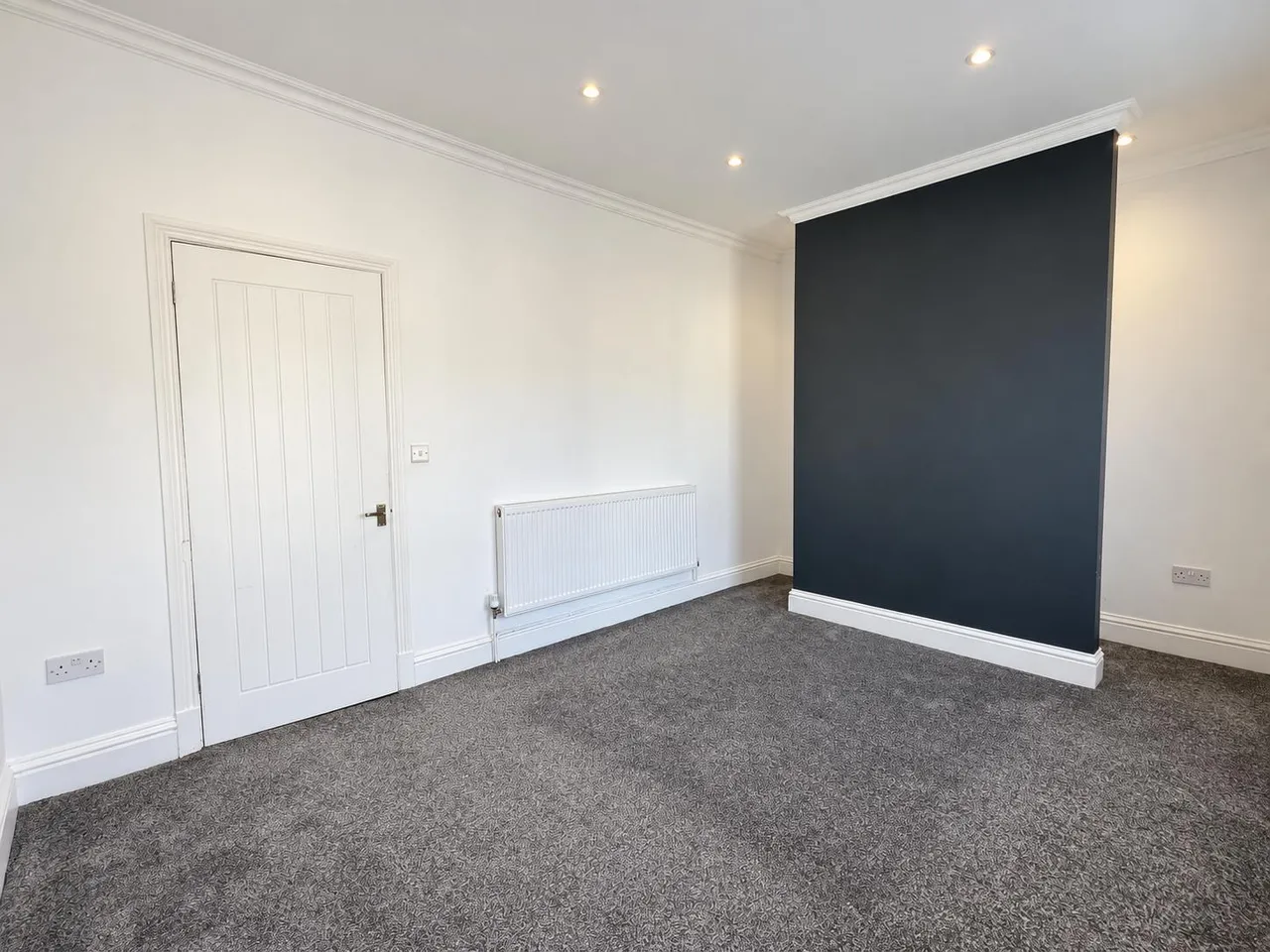 Bryngwyn Road, Llanelli, SA14, photo 10