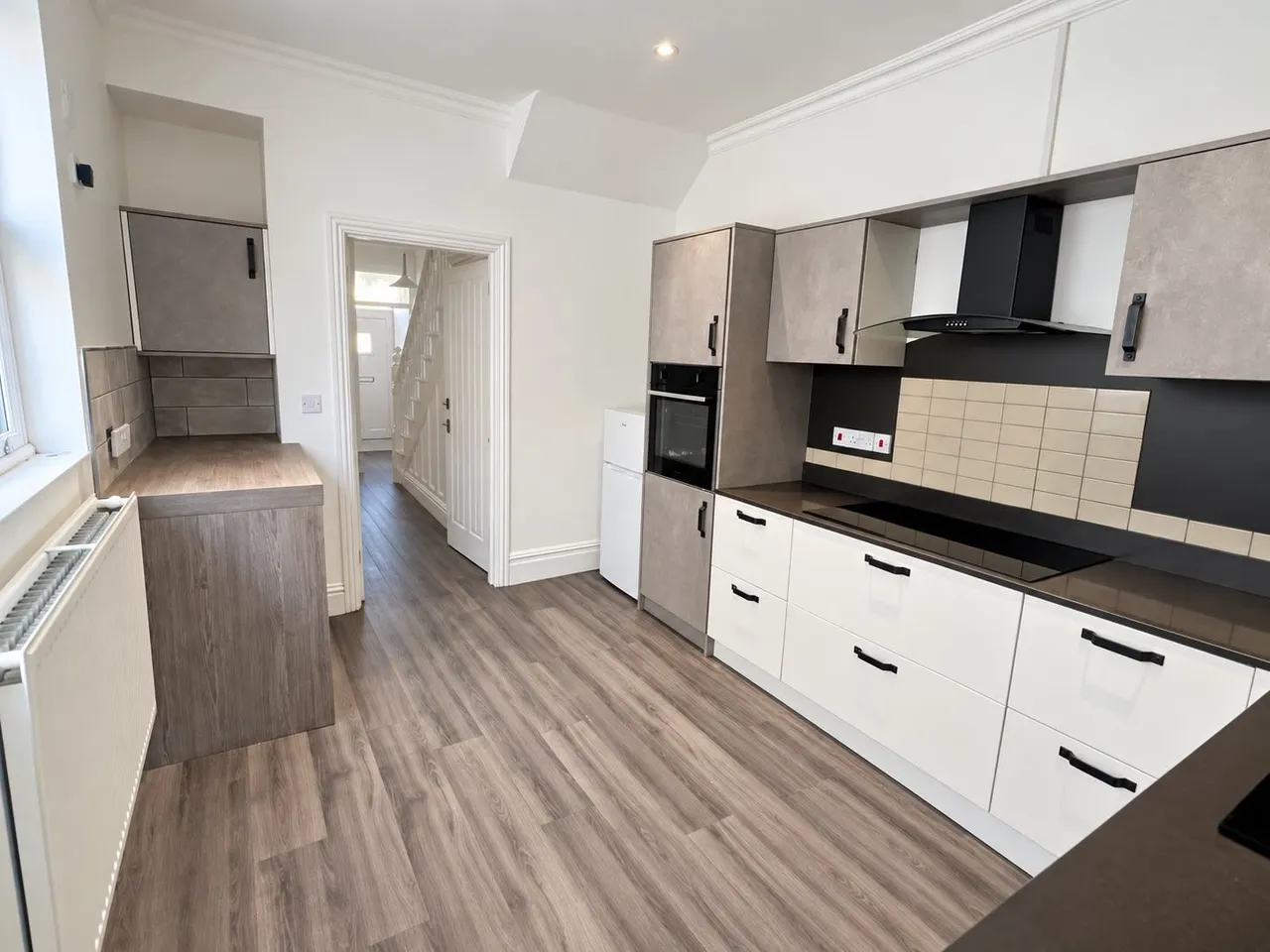 Bryngwyn Road, Llanelli, SA14, photo 4