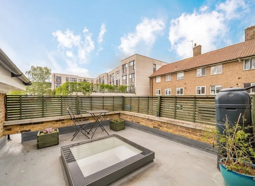 Garratt Lane, Tooting, SW17, photo 10