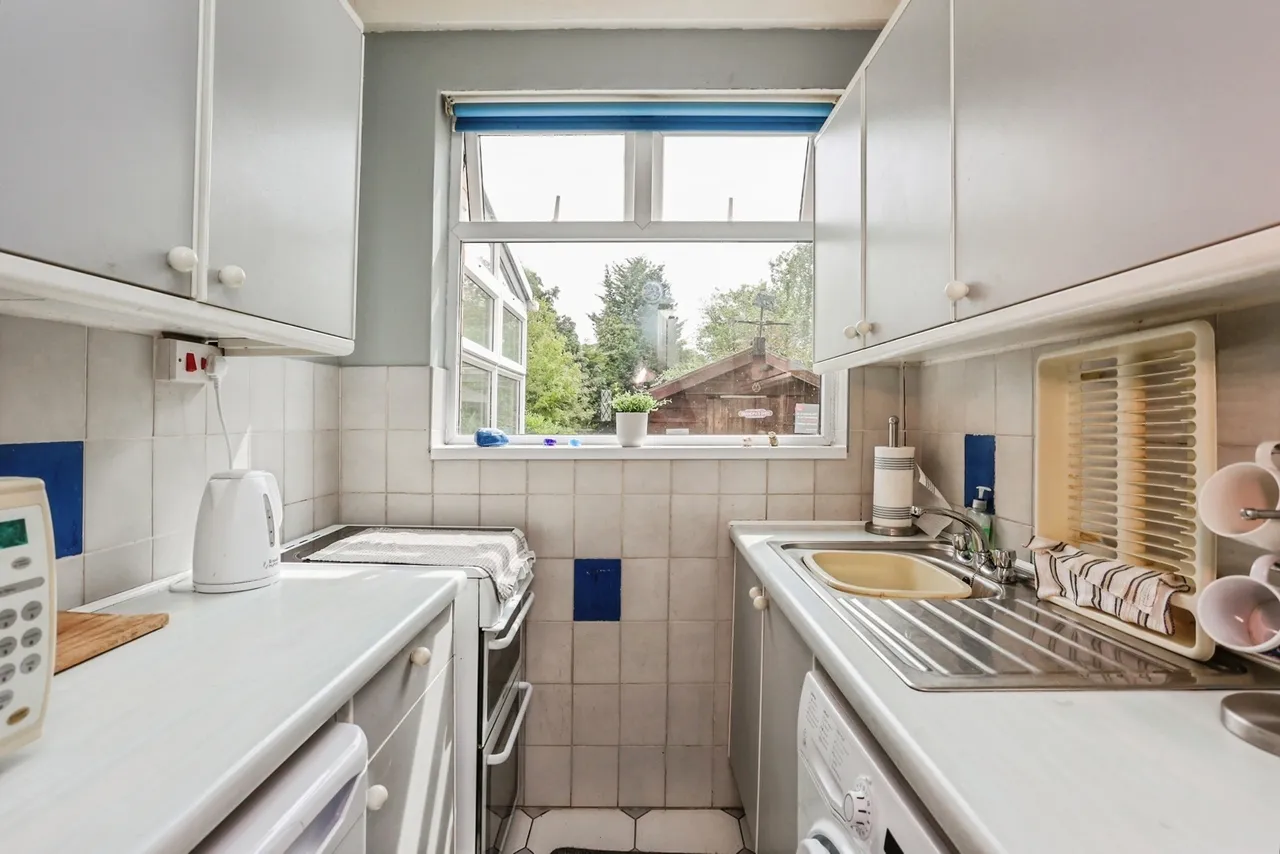 Wyngate Drive, Leicester, LE3, photo 8