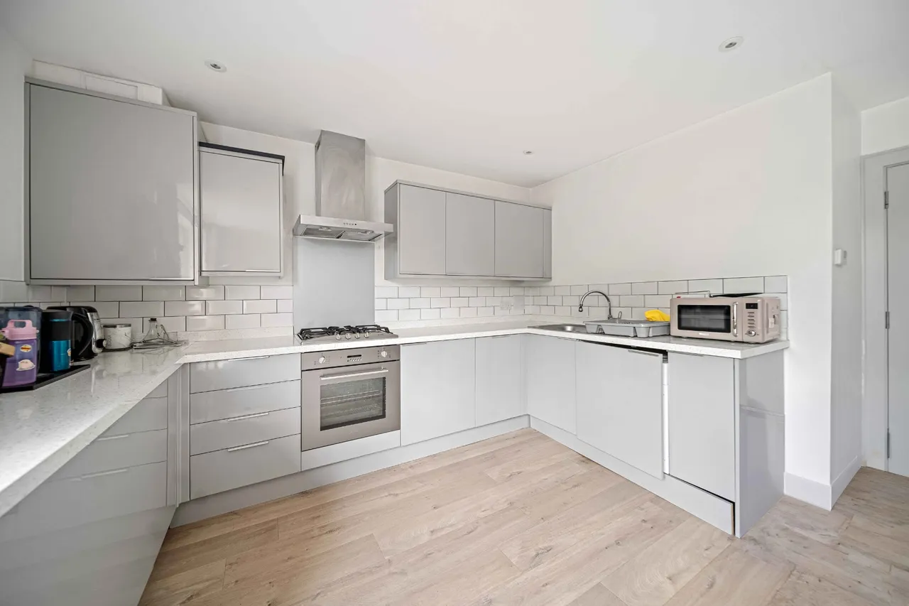 Watling Street, Bexleyheath, DA6 7QH, photo 2