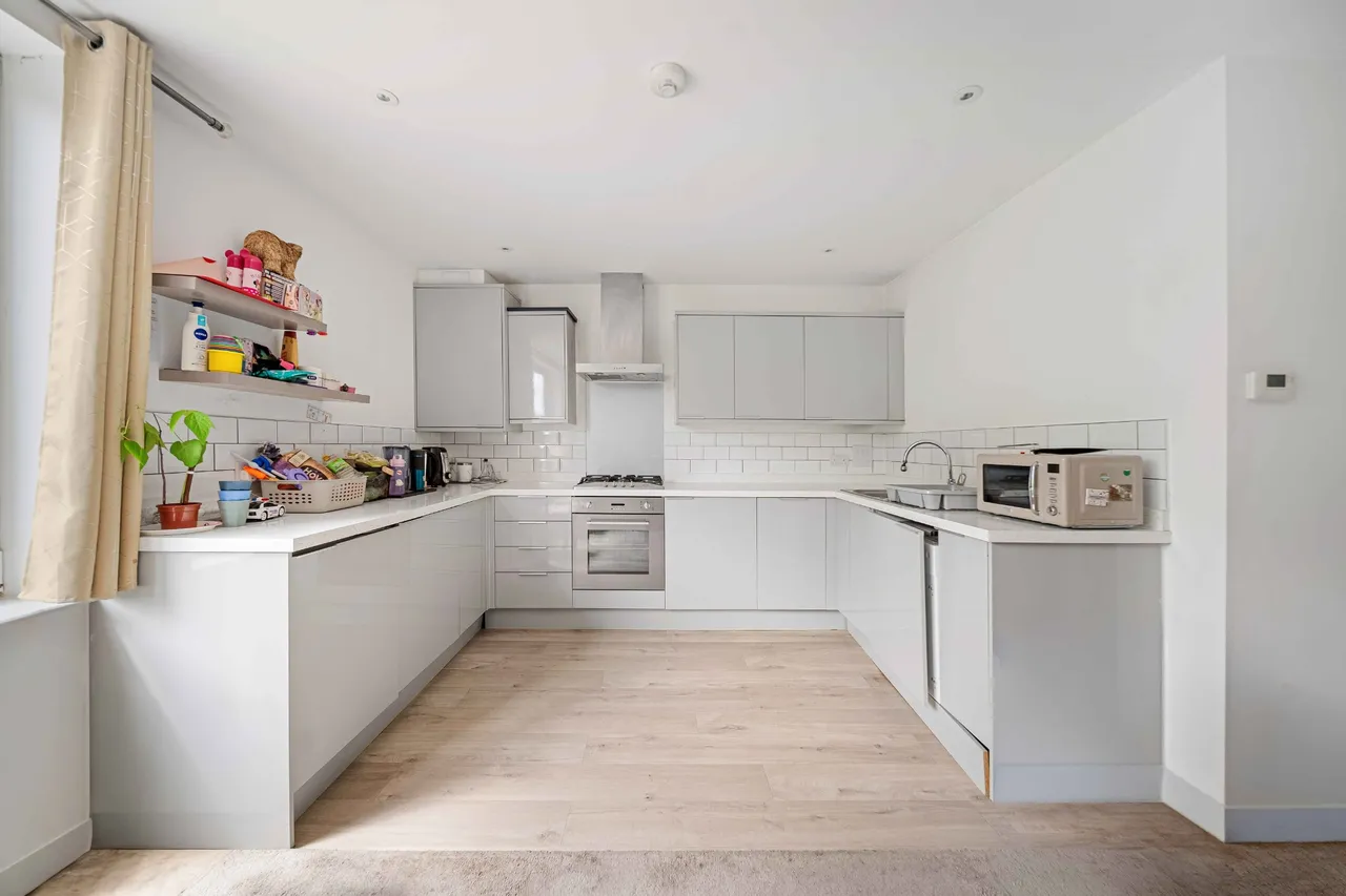 Watling Street, Bexleyheath, DA6 7QH, photo 3