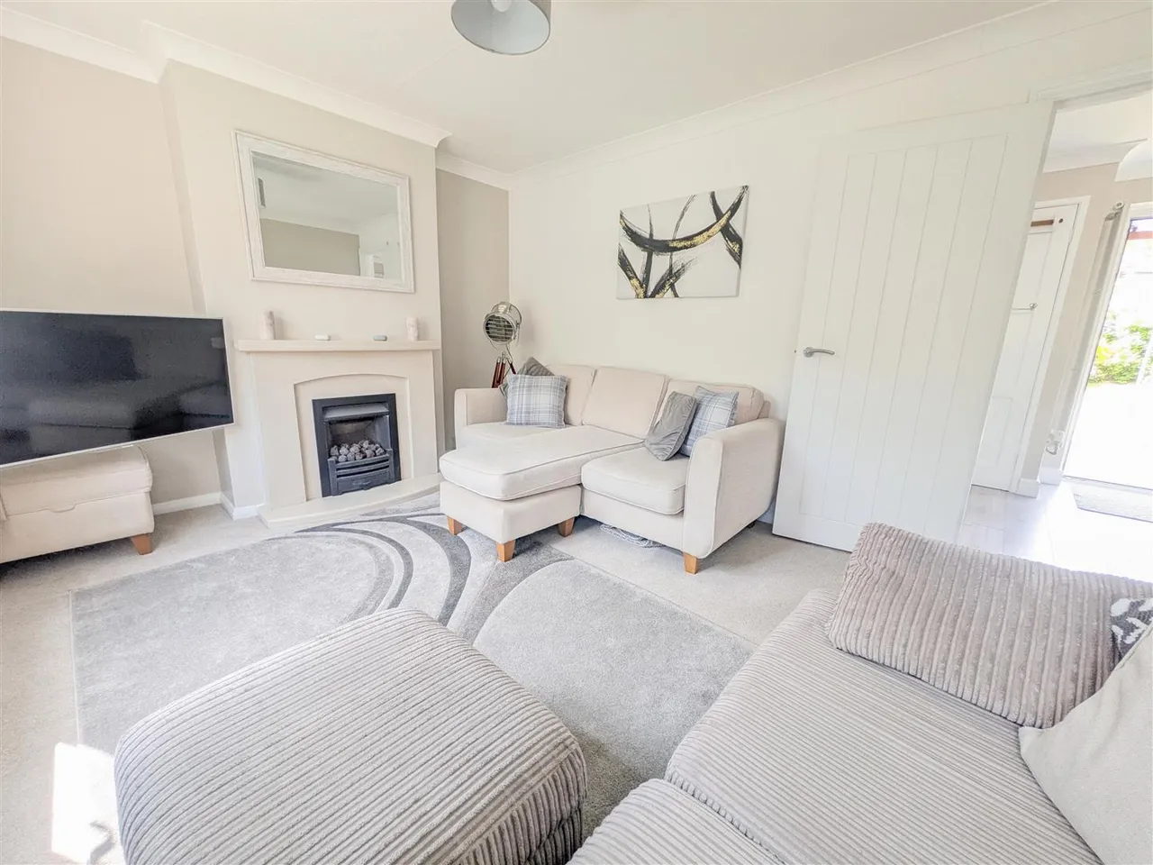 Manor Way, Uckfield, East Sussex, TN22 1DG, photo 4