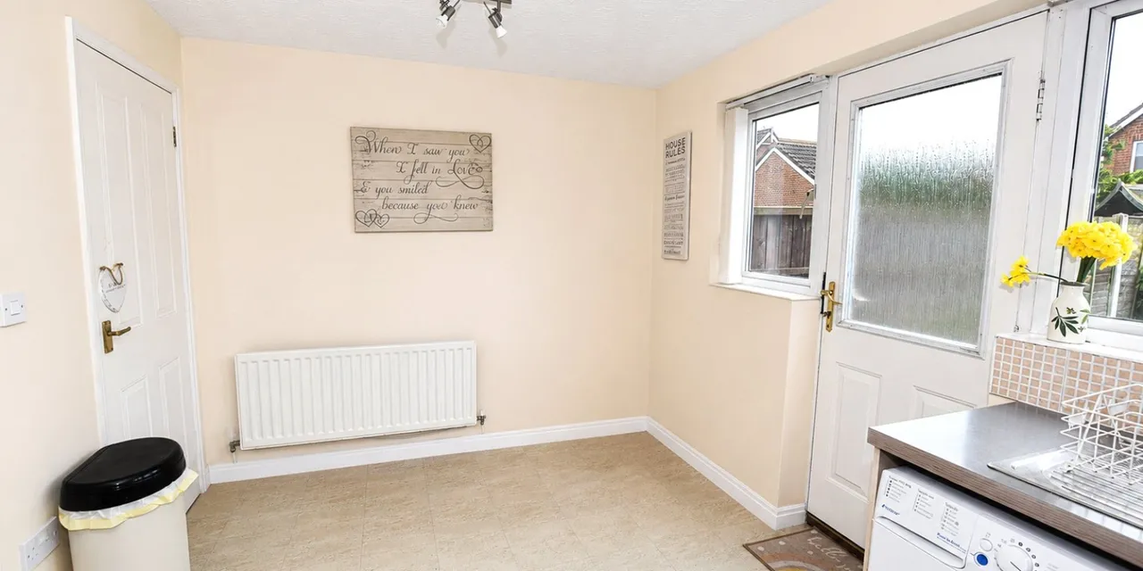 Springdale Close, Moreton, CH46, photo 3