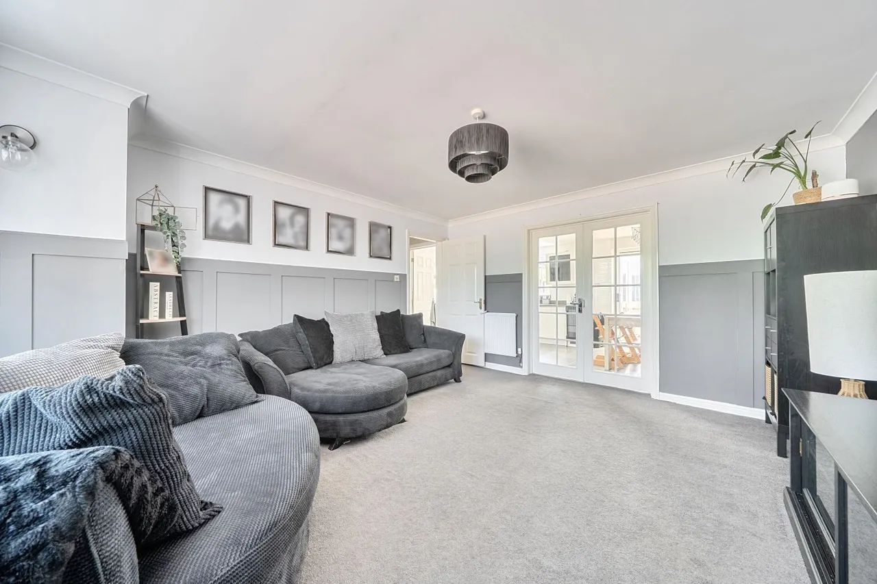 Pannell Drive, Hawkinge, CT18, photo 8