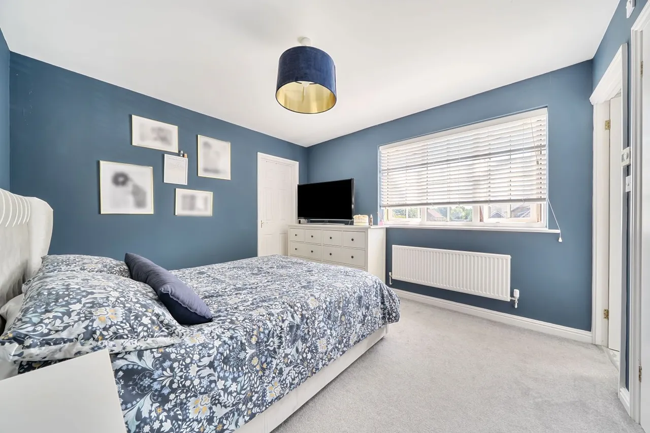 Pannell Drive, Hawkinge, CT18, photo 11
