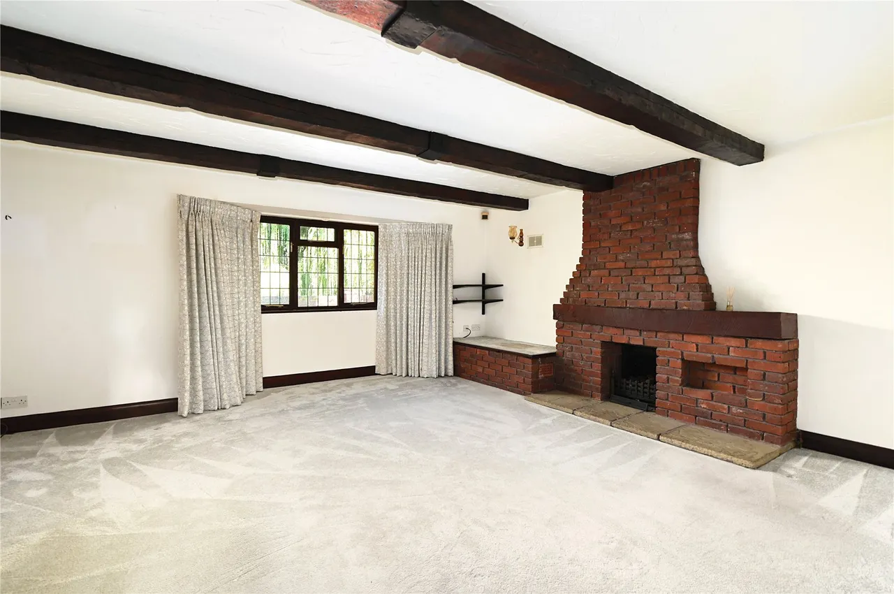 Thames Side, Staines, TW18, photo 6