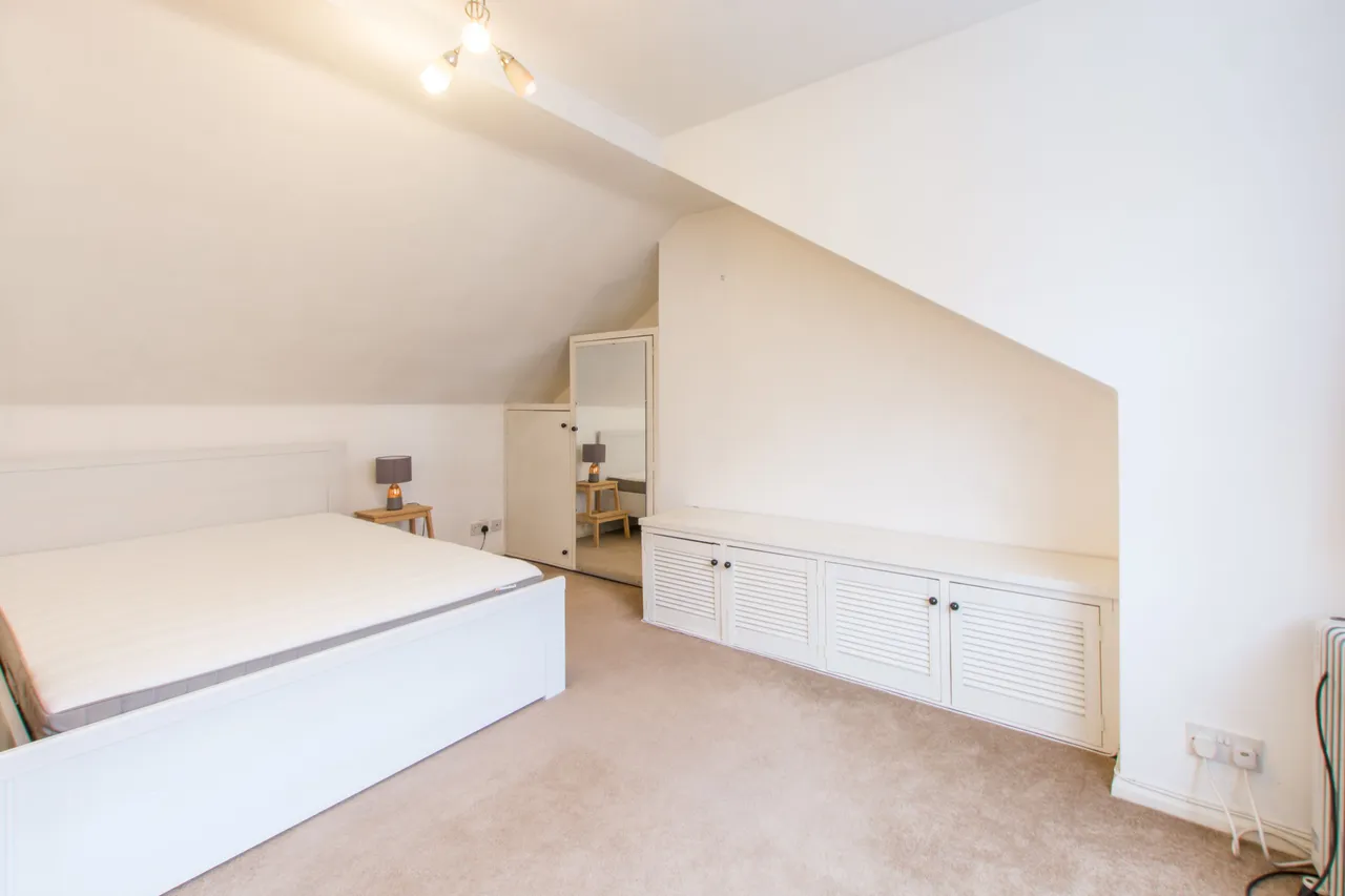9 De Walden House, Allitsen Road, London, photo 4