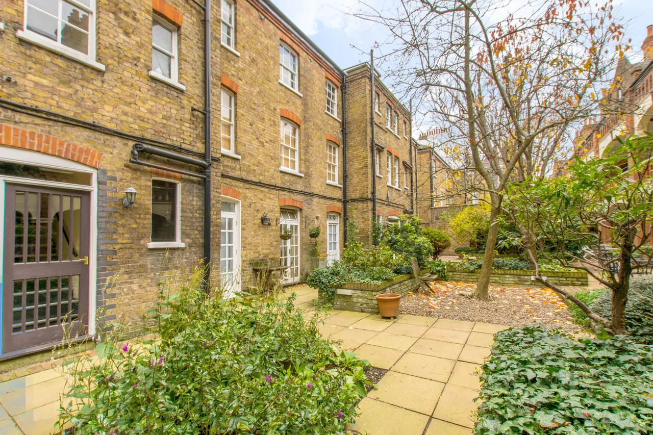 9 De Walden House, Allitsen Road, London, photo 6