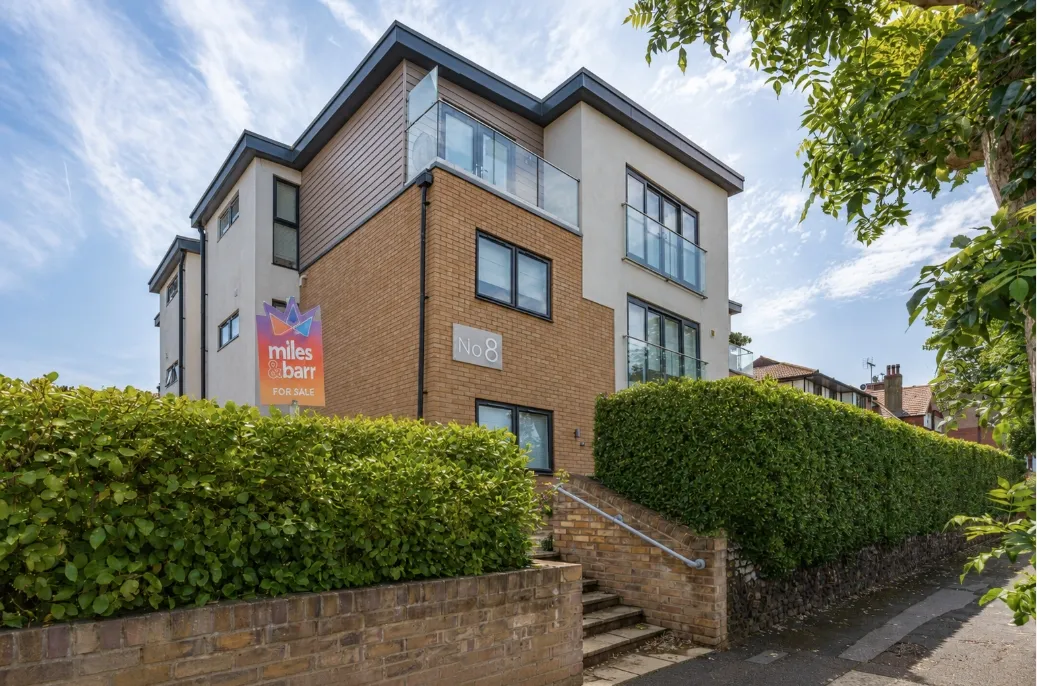 2 bed flat for sale, Beach Avenue, Birchington, CT7