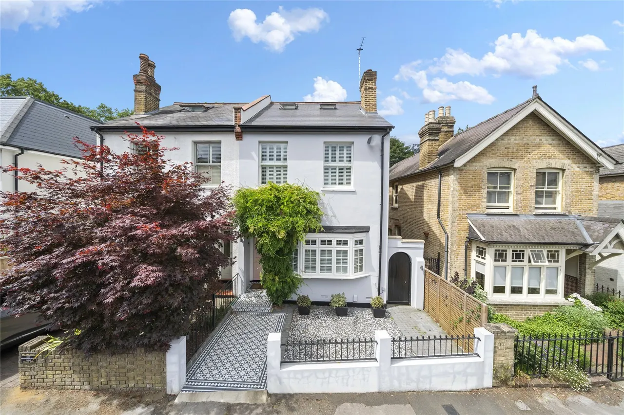 4 bed house for sale — Wolsey Road, Esher, Surrey, KT10