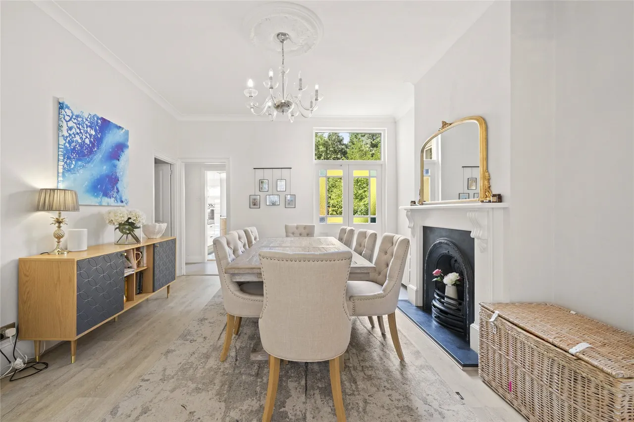 Wolsey Road, Esher, Surrey, KT10, photo 7