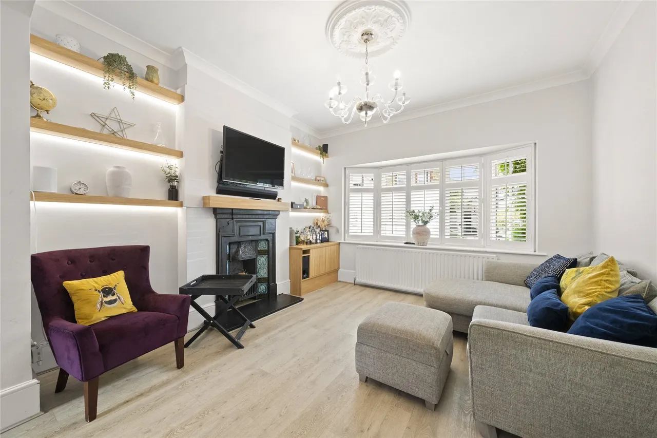 Wolsey Road, Esher, Surrey, KT10, photo 6