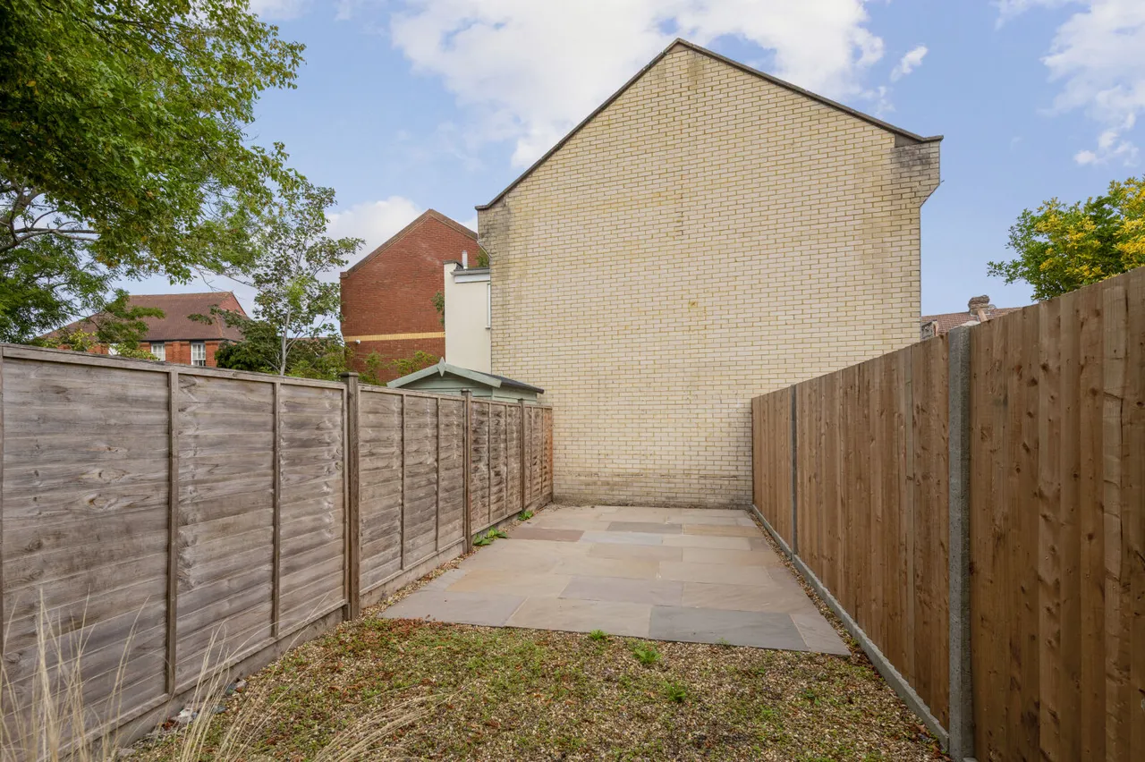 Shelton Road, London, SW19, photo 15
