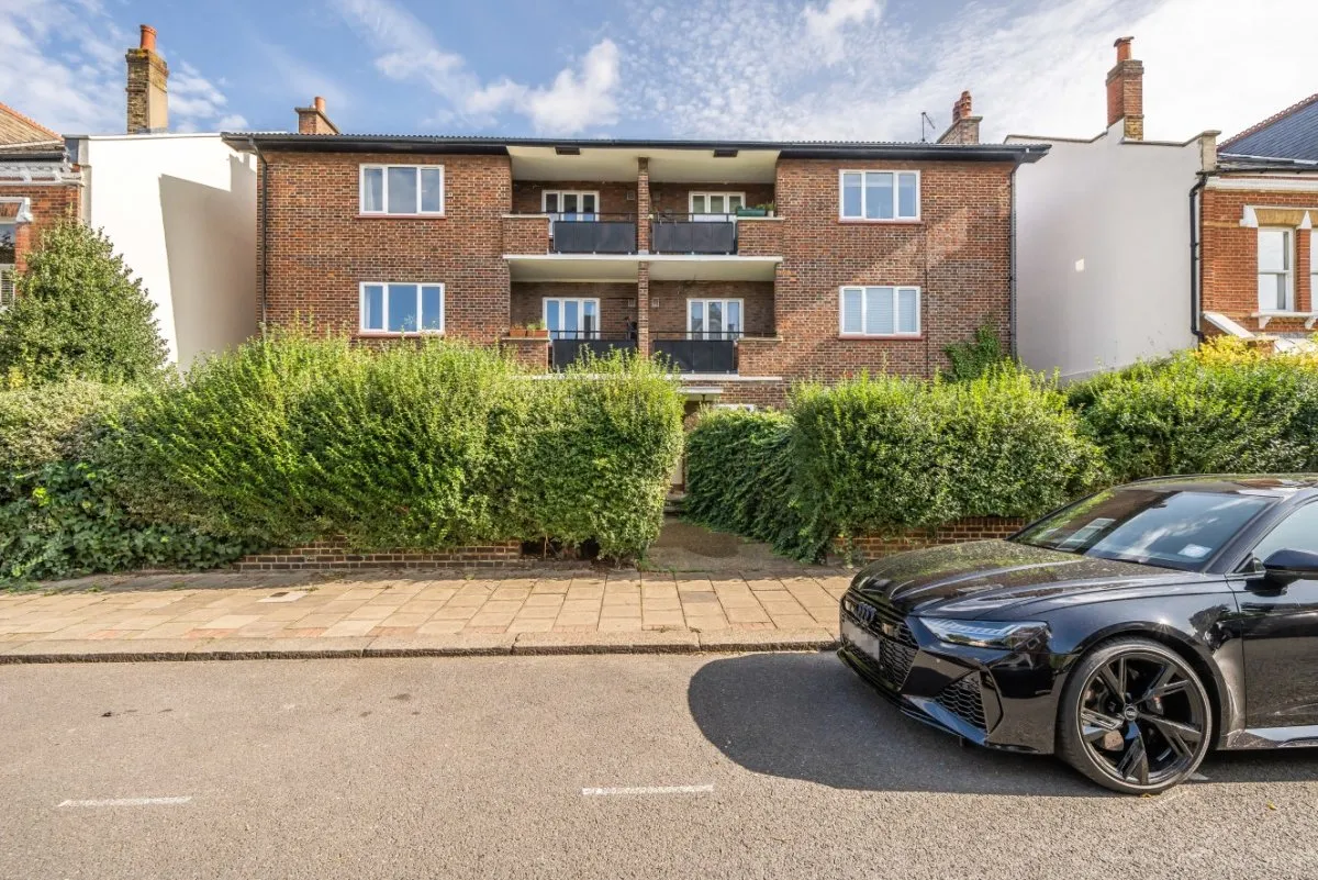Baskerville Road, Battersea, London, SW18, photo 6