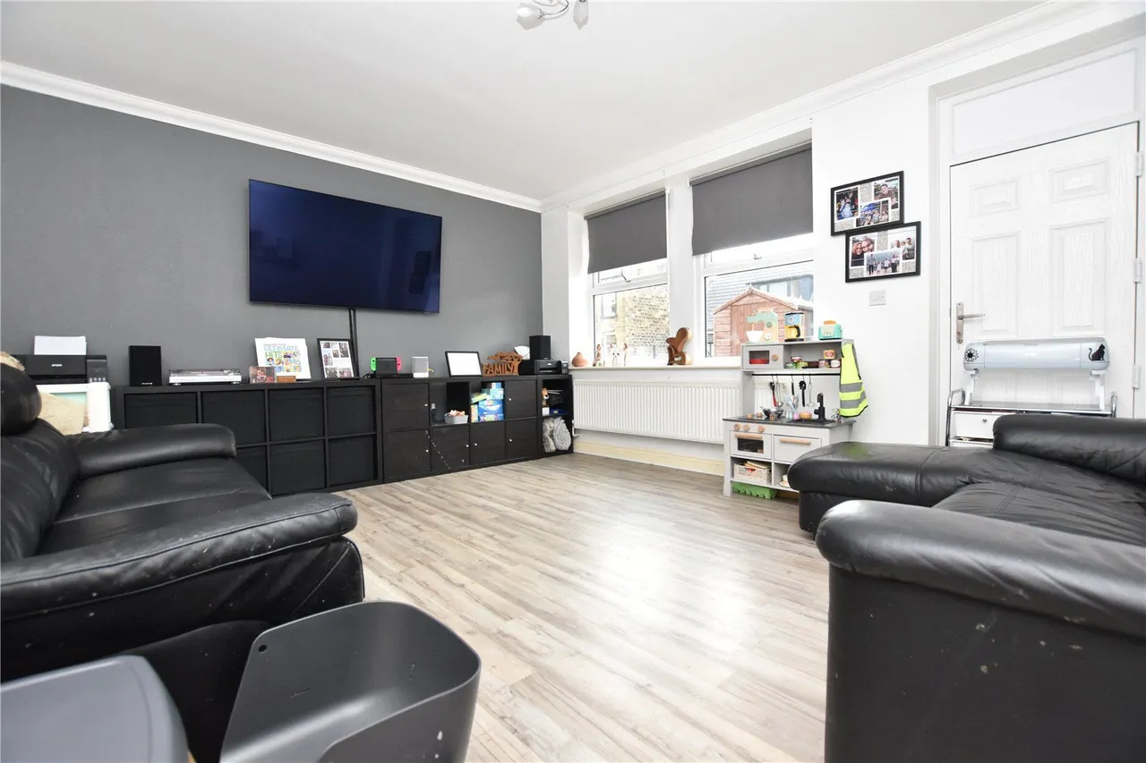 Park Mews, Morley, LS27, photo 2