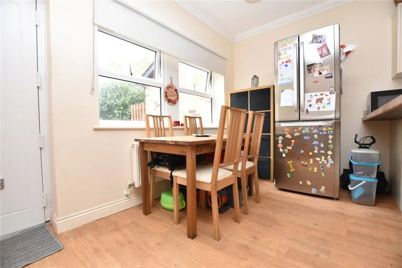 Park Mews, Morley, LS27, photo 14