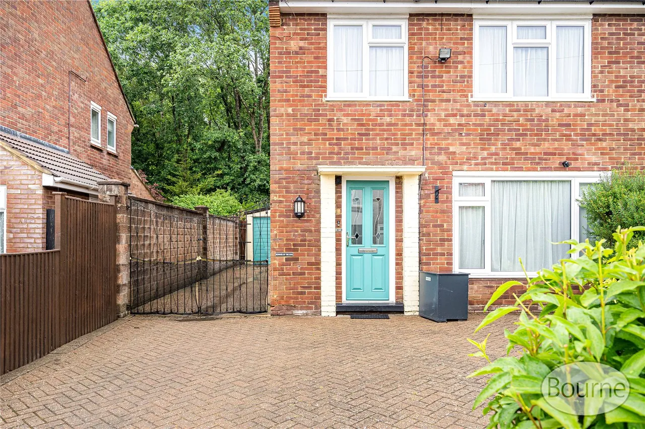 Cranmore Road, Mytchett, GU16, photo 24