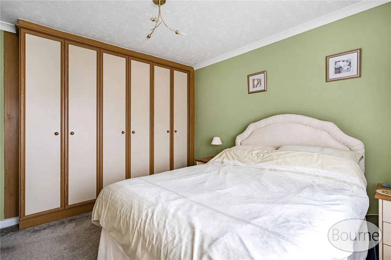 Cranmore Road, Mytchett, GU16, photo 6