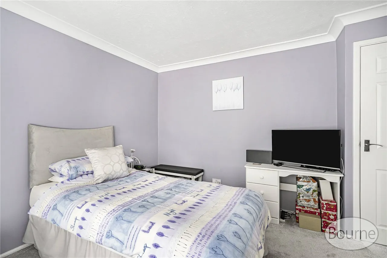 Cranmore Road, Mytchett, GU16, photo 20