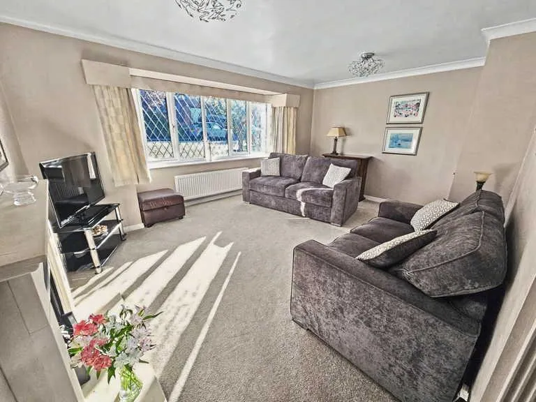 Houghley Close, Macclesfield, SK10, photo 7