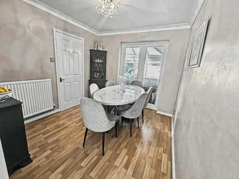 Houghley Close, Macclesfield, SK10, photo 6