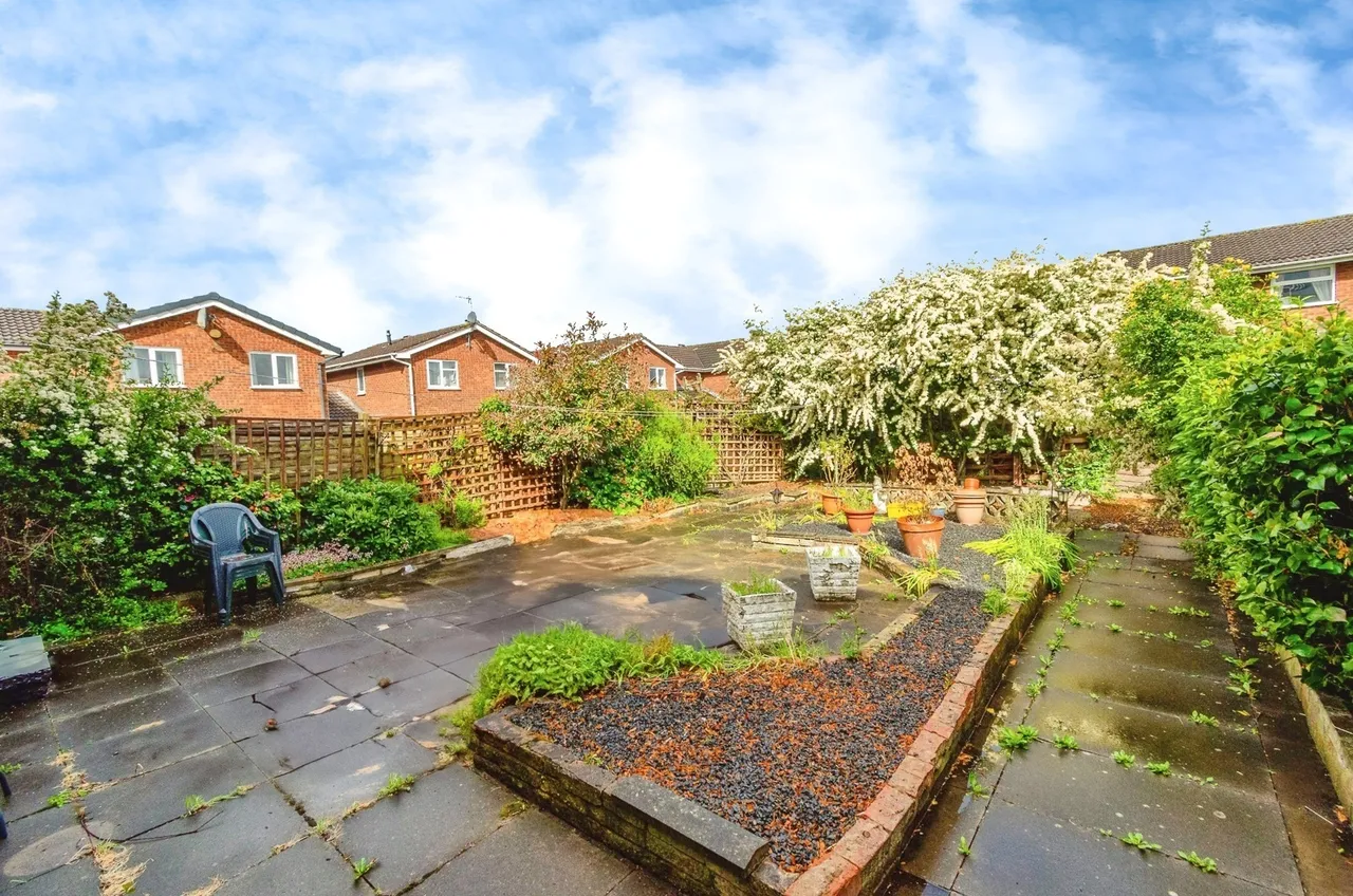 Gorsemoor Road, Heath Hayes, Cannock, Staffordshire, WS12, photo 8