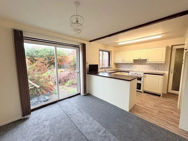 Gorsemoor Road, Heath Hayes, Cannock, Staffordshire, WS12, photo 2