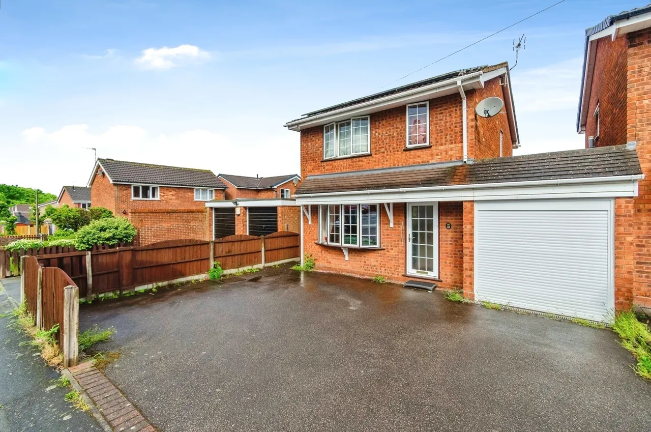 Gorsemoor Road, Heath Hayes, Cannock, Staffordshire, WS12, photo 9