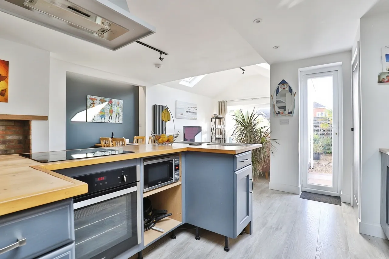 Lake Road, Poole, BH15, photo 13