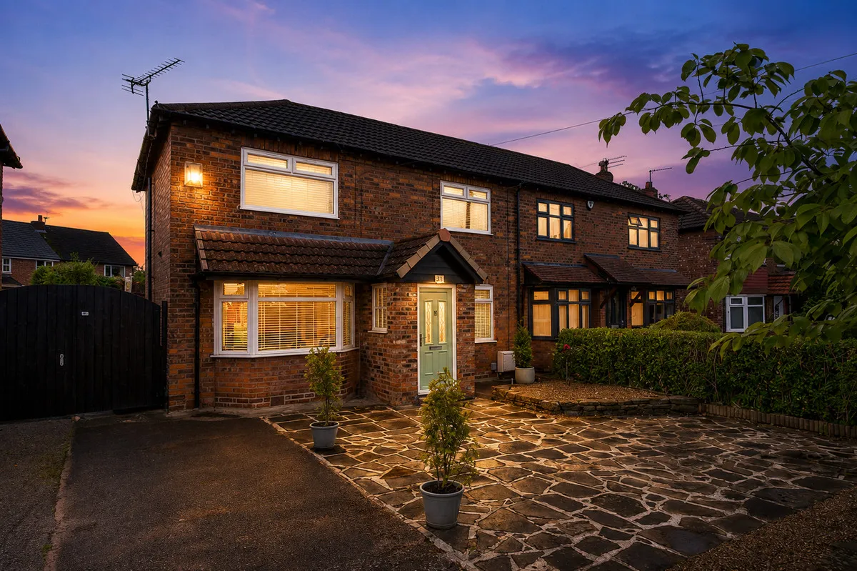 Cheadle Hulme, SK8, photo 18