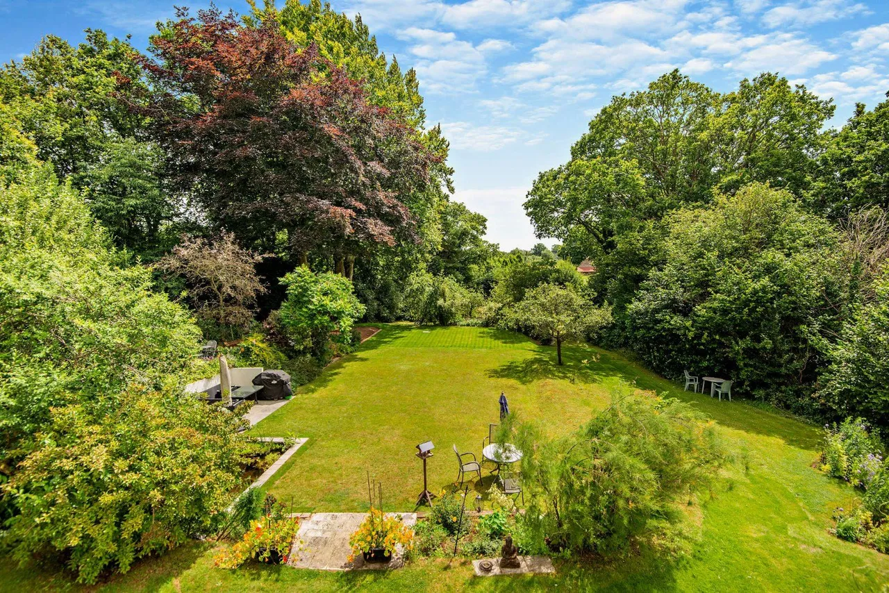 Mill Lane, Headley, GU35, photo 2