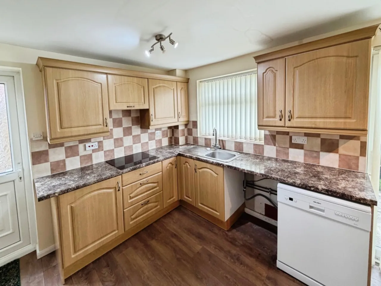 Capenhurst Lane, Whitby, CH65, photo 11