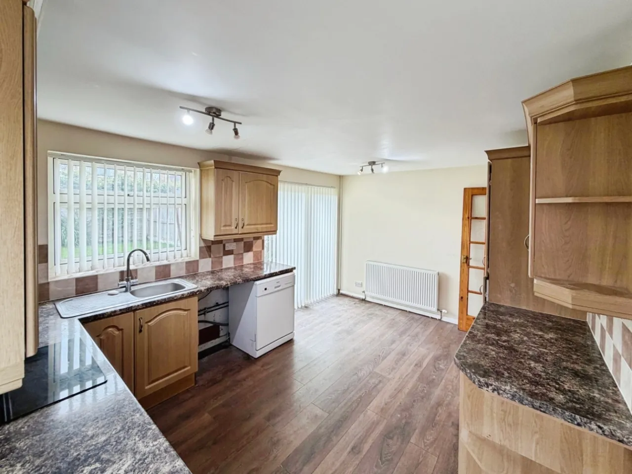 Capenhurst Lane, Whitby, CH65, photo 10